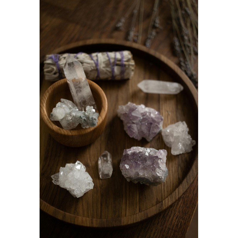 Corso " Pietre e Cristalli : un viaggio tra cristalloterapia,fitoterapia e poteri magici "