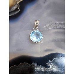 Ciondolo Circle Topazio Azzurro